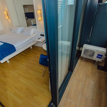 V. Orbi City Apartment Batumi Luaran gambar