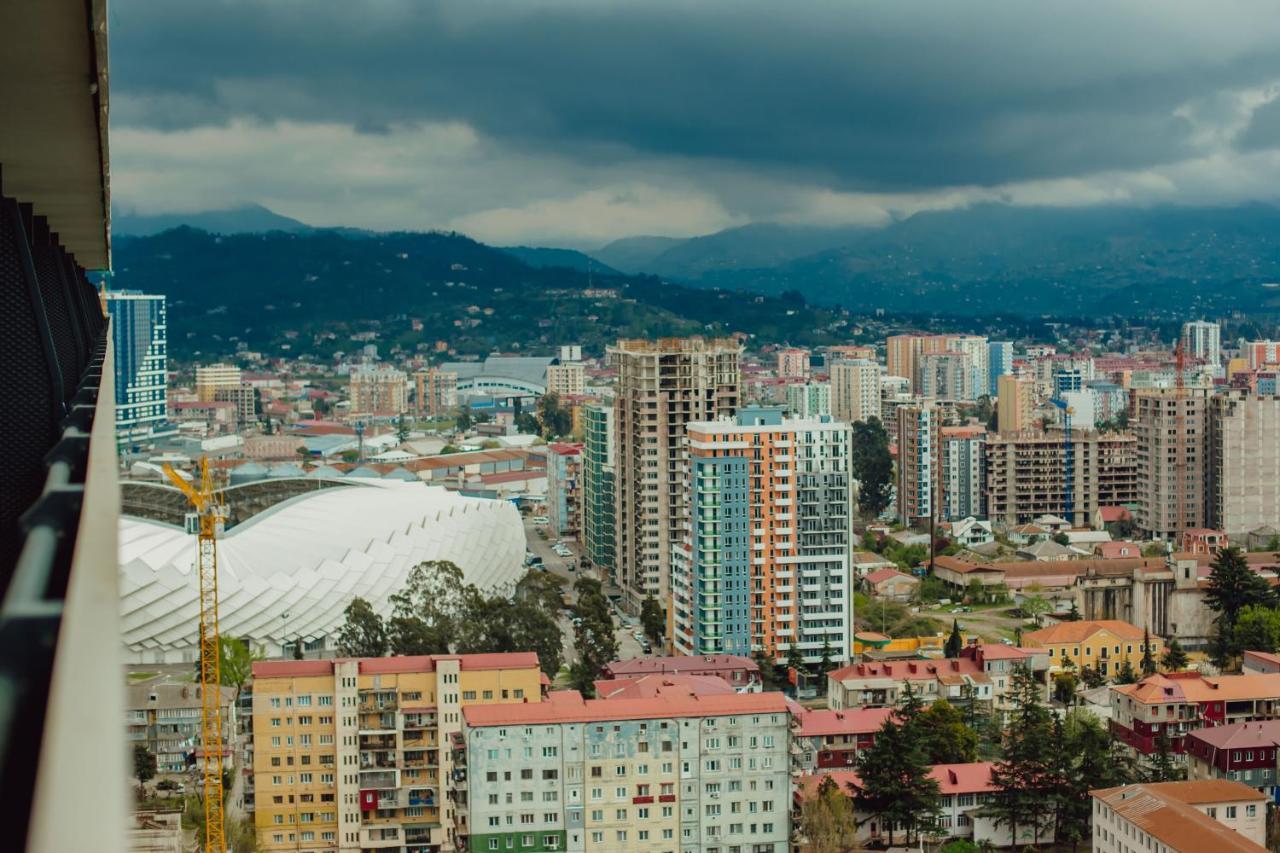 V. Orbi City Apartment Batumi Luaran gambar