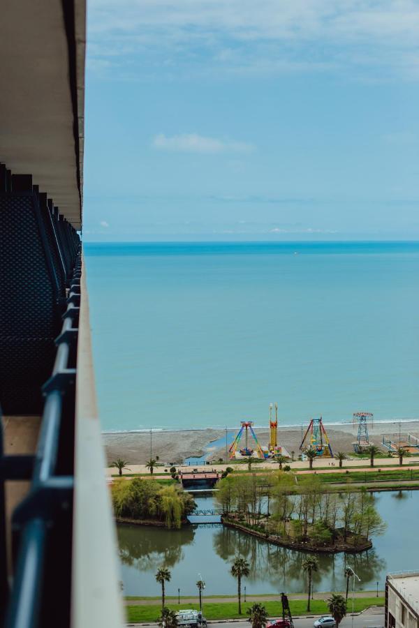 V. Orbi City Apartment Batumi Luaran gambar